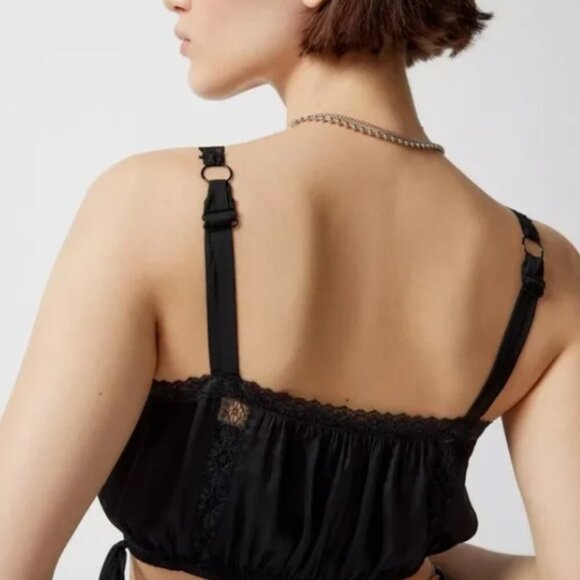 NWT URBAN OUTFITTERS | Lace Crop Tank Top | Sz. XL - Picture 4 of 10